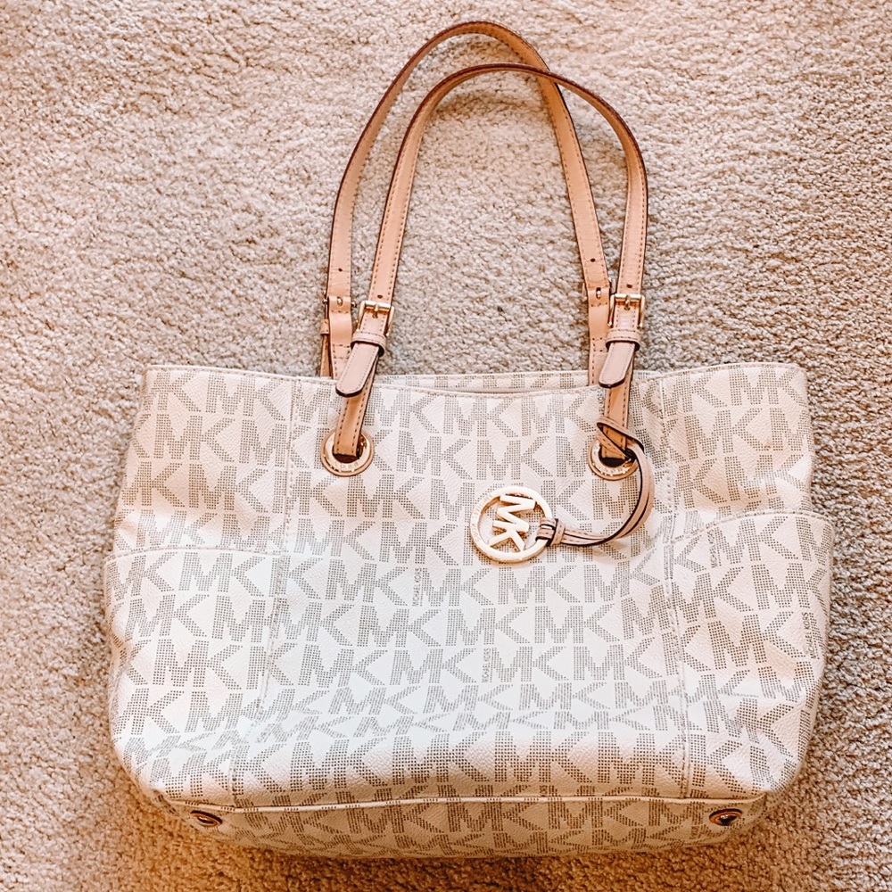 Micheal Kors cream and tan leather tote